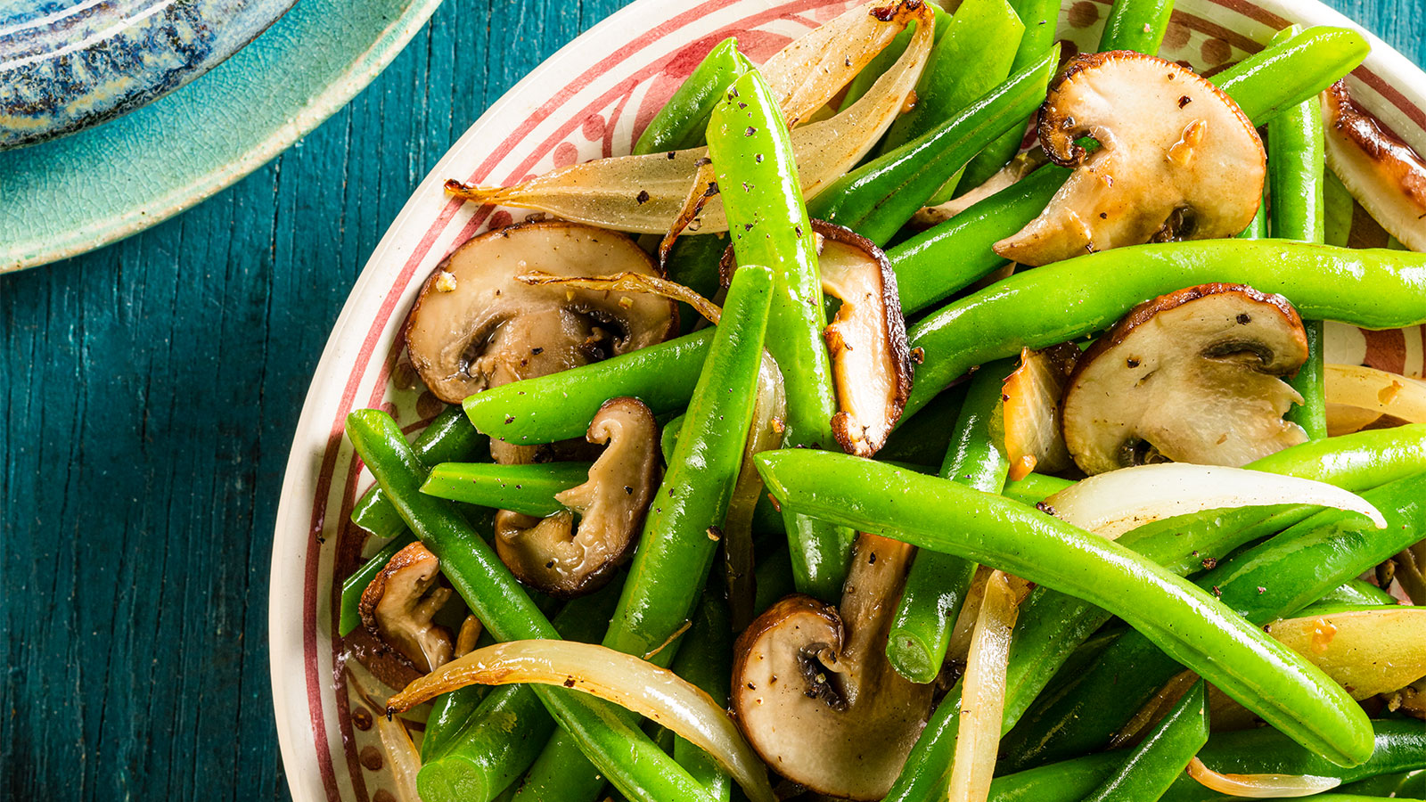 Green Beans with Mushrooms & Onions Recipe